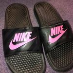 Nike Women Slides Photo 0