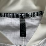 Saucony  White Lightweight Zip Up Jacket M Photo 1