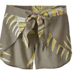 Patagonia  women’s size XS garden island shorts palms of my heart grey print hemp Photo 10