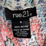 Rue 21 Smocked and strapless summer dress size small NWT Photo 4