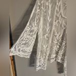 Davi & Dani  Lace Kimono Photo 2