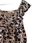 Midnight sky Womens Floral Top Sz medium -Linen Blend Photo 2