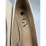 Gloria Vanderbilt New  Women's Marilyn Pumps White Closed Toe Heels Sz 9 Shoes Photo 3