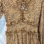 Women's brown leopard print ruffle deep v Photo 3