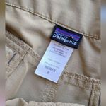 Patagonia crop pants Photo 4