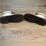 SO  Women's White Combat Boots Size 7 Photo 4