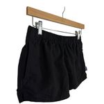 Patagonia Women’s Barely Baggies 2.5’’ Inseam Shorts in Black Size XS Photo 4