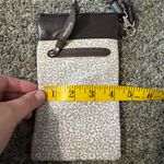 Thirty One Neutral Colors Sunglasses Wristlet Pouch Purse Pebbled Print Photo 7