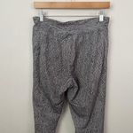 Lululemon ATHLETICA | Ready To Rulu Pant Spray Jacquard White Black Joggers | 6 Photo 7