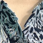 La mer luxe Fonda Stylish Blue, and White long Blouse Blue Size M Photo 3