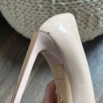 RALPH AND RUSSO NUDE PATENT WITH GOLD HIGH HEEL PUMP Size 8 Photo 8