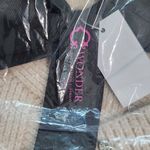 C. Wonder Cream Knit Scarf and Hat Set NWT One Size Cream Scarf Gift Set Photo 5