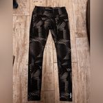 Reebok  Black and Gray Patterned Leggings Photo 1