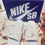 Nike Benassi JDI Slide Photo 4