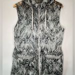 Athleta Inspire Gray and Black Patterned Sleeveless Hoodie Vest Women’s Size S Photo 0