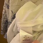 Bethany Sleeveless floral lace paisley White and Blue Patterned Dress size small Photo 3