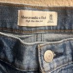 Abercrombie & Fitch ✨ High Rise Mom Sz 10 Short Jeans✨ Photo 6