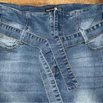 Boohoo Blu High-Waist Belted Skinny Jeans Photo 10