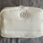 Lululemon NWT  Everywhere Belt Bag 2L Wunder Puff White Photo 0