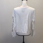 Friends Central Perk white Embroidered long sleeve cropped top Size undefined Photo 6