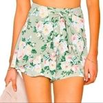 Privacy Please Women’s Size S Green Floral Print Tie Front High Waisted Shorts Photo 0