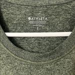 Athleta Uptempo Tee Short Sleeve Green Small T-Shirt Athletic Workout Top Photo 3