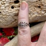 Sterling Silver Lotus Flower Toe Ring Midi Ring Silver Photo 3