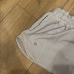 Lululemon blue linen Hotty Hot Low-Rise Lined Short 2.5" Photo 2