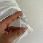 🦋 White V Photo 2