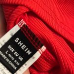 SheIn Nwot/NIP wide strap cropped tank Photo 3