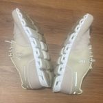On Cloud Women’s Size 9 Tan/Yellow Running Trainers Sneakers Tan Photo 6