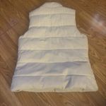 Time & Tru Puffer Vest Size Small White Photo 1