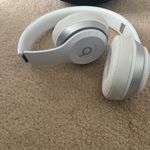 Beats by Dre Solo 2 Photo 2