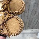 Minnetonka Cally Suede Cinnamon Brown Moccasin Flats Shoes Warm Cozy Womens 7 Photo 2