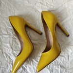 Steve Madden Orkid yellow patent heels pumps 4in Heel size 6 Photo 7