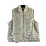 Roz & Ali Women's Fuzzy Rose Vest Photo 0