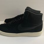 Nike High Top Shoes Photo 0