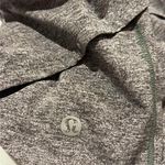Lululemon High-Rise  Grey Speed Up 2.5" Shorts size 0  Photo 3