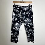 Old Navy  Active Floral Capri Leggings Photo 5