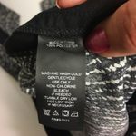 Vince Camuto ✨Pattern Print Tie Waist Track Pants
✨ Photo 6