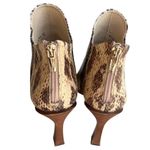 Vince Camuto EUC Leather Aritziana Heeled Open Toe Booties Size 8.5 Photo 5