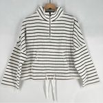 The Upside Women's Ezi Tiena Quarter Photo 1