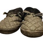 Michael Kors size 8 Black Quilted Slippers with Fur Trim and Charm Photo 3