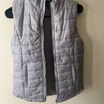 Grey vest Photo 1