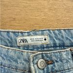 ZARA - Rain Droplet High Waist Comfort Fit Mom Jeans in Light Wash Blue Photo 3