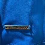 Anne Klein Blue Pleated Keyhole Blouse with Gold Bar Detail - Small Photo 3