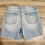 Celebrity Pink  Women Light Wash Distressed Denim Shorts Cutoff Frayed Hem 17/33 Photo 5