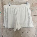 Lululemon  Stretch Woven Relaxed-Fit High-Rise Short 4", Bone Photo 2