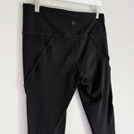 Athleta Women’s Mesh Cutout Salutation 7/8 Tights Leggings Black Size Medium Photo 6