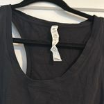 Lululemon  tank  Photo 1
